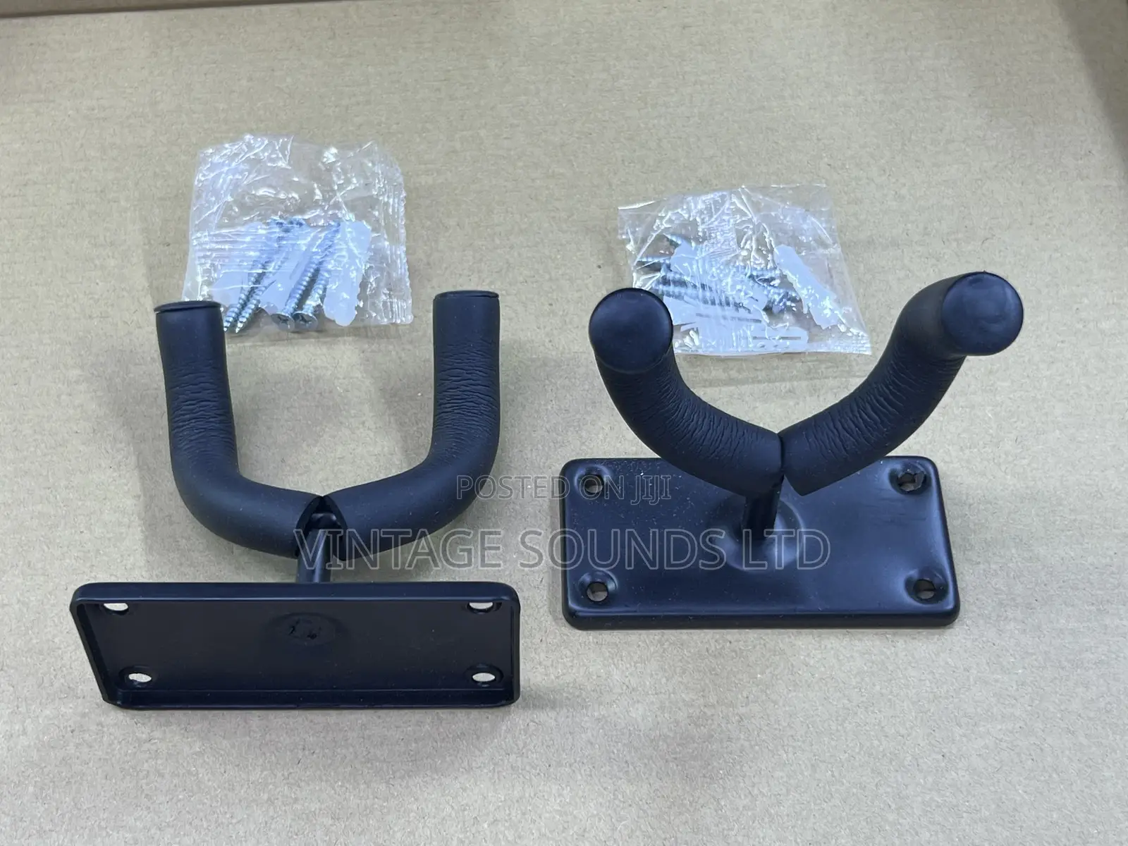 Metallic Guitar Holder With 4 Screws