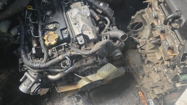 Nv350 Nissan Complete Engine - thumbnail 4