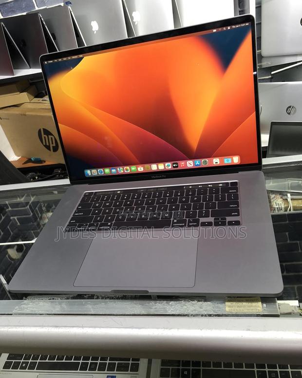 Laptop Apple MacBook Pro 2019 16GB Intel Core I7 SSD 512GB