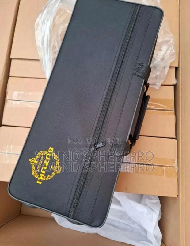 Suzuki Gold Trumpet - thumbnail 3