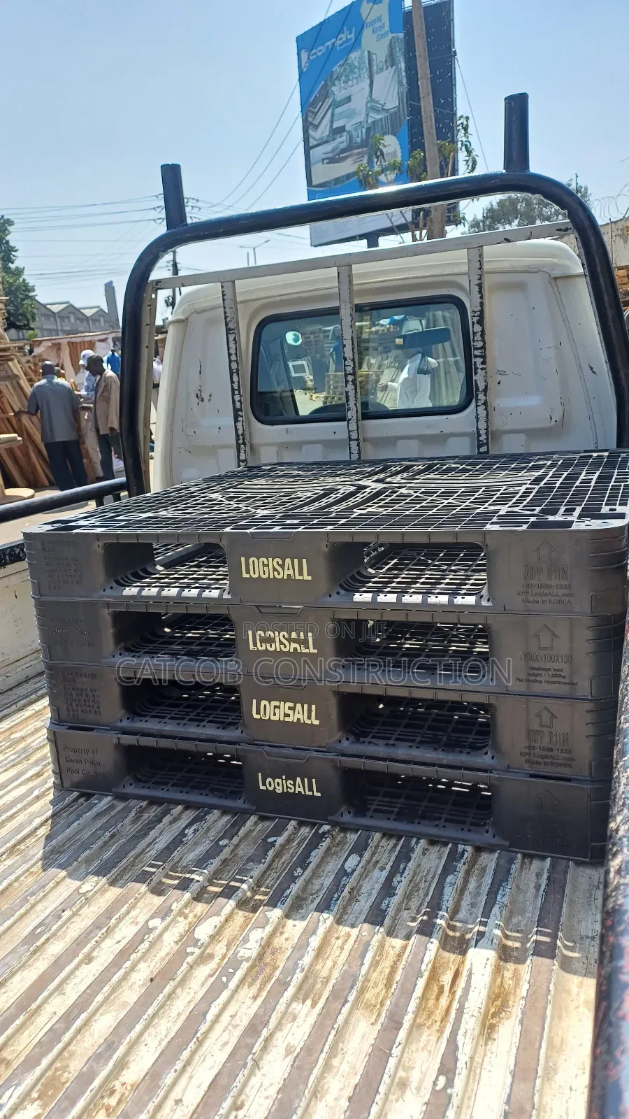 Plastic Pallets 1.1mtr*1.1mtrs