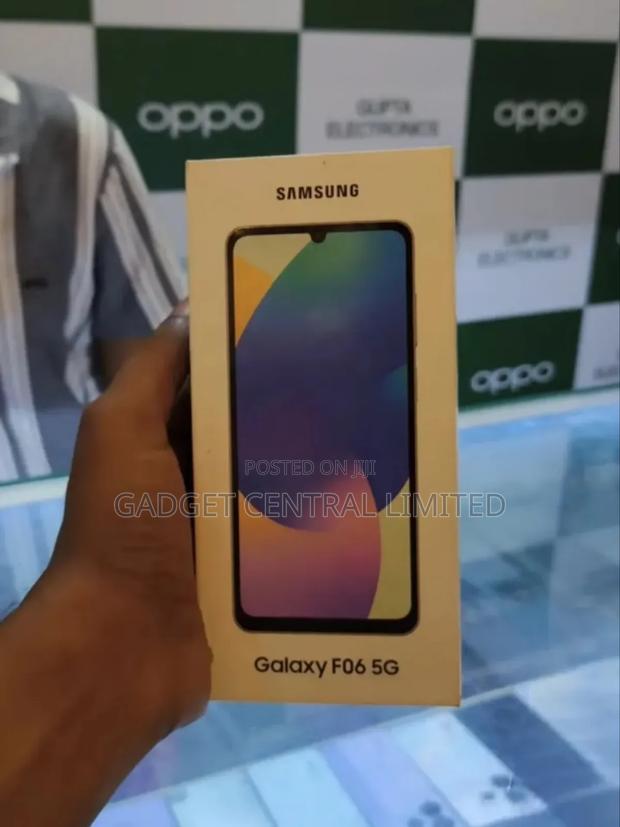 New Samsung Galaxy F06 5G 128 GB Blue