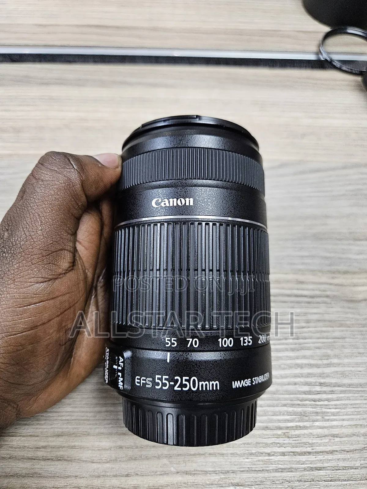 Canon Ef-S 55-250mm F/4-5.6 Is STM Lens