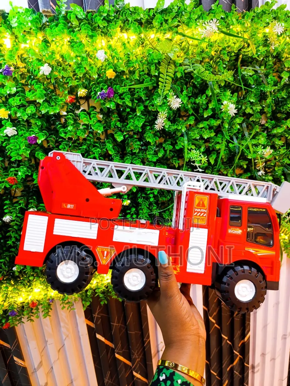 Kids Manual/ Push Water Sprayer Firetruck