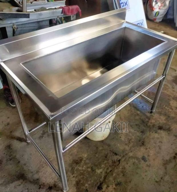 Strap Sink - main view