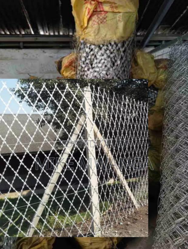 Barrier Welded Razor (5ft by 30m) - main view