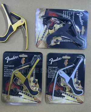 Fender Ed-03 Universal Iron Guitar Capo - Diffent Colours