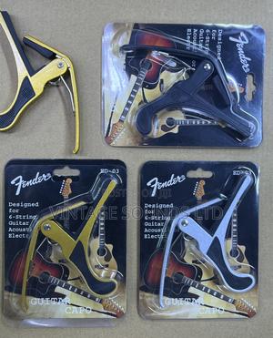 Fender Ed-03 Universal Iron Guitar Capo - Diffent Colours - thumbnail 2