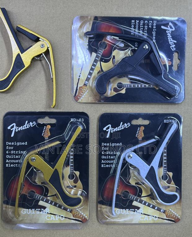 Fender Ed-03 Universal Iron Guitar Capo - Diffent Colours - main view