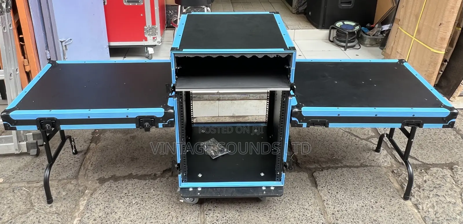 12 Units Rack /Flight Case For Amplifiers/ Audio Equipment