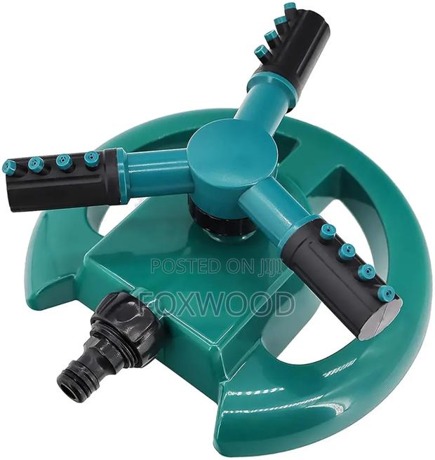 Garden Sprinkler With 2 Spray Angle Options - thumbnail 4