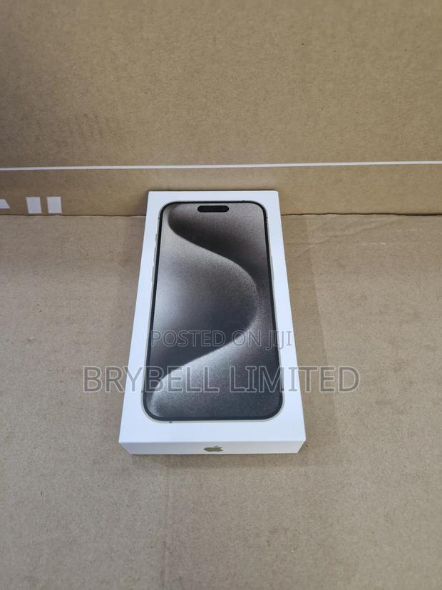 New Apple iPhone 15 Pro Max 256 GB Black - thumbnail 2