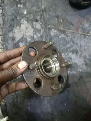 Rear Hub Honda Fit