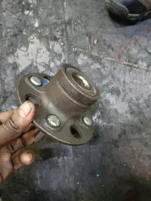 Rear Hub Honda Fit
