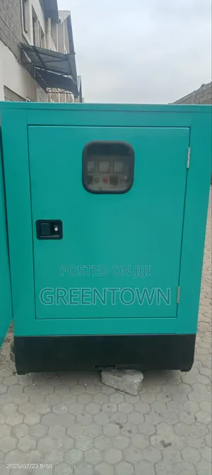 100kva Cummins Soundproof/Silent Generator