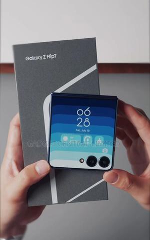 New Samsung Galaxy Z Flip7 256 GB Blue