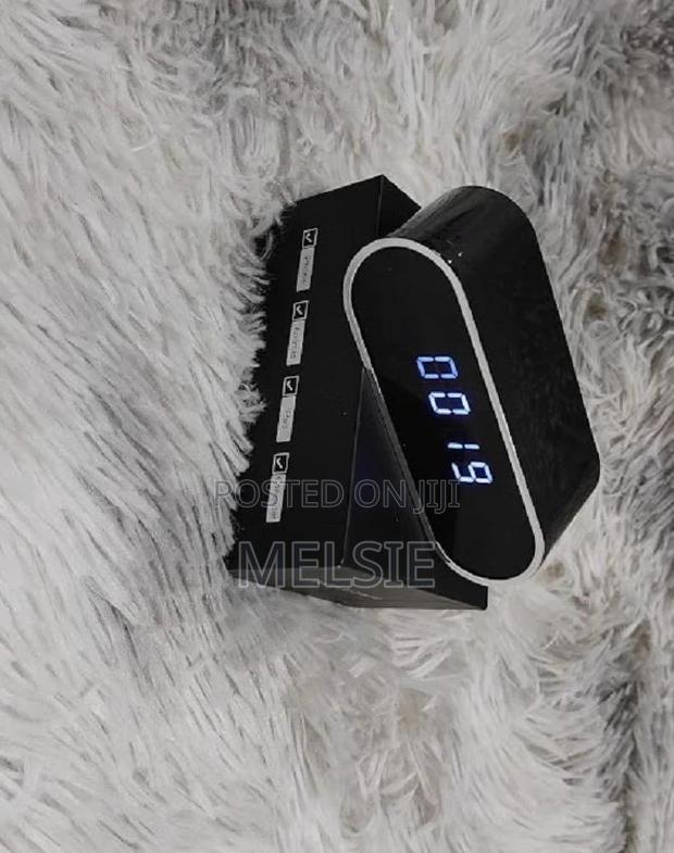 Classic and Digital Table Clock Wifi Camera-Wireless CCTV - thumbnail 4