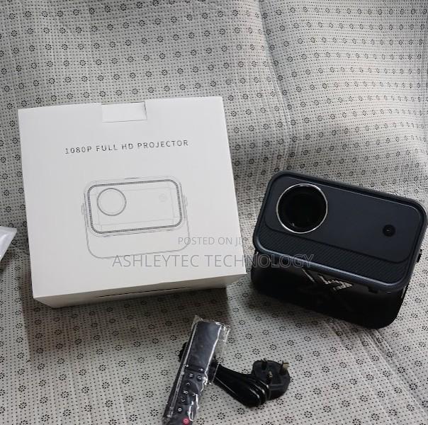 Wifi Smart Hy900 Projector Android 13.0 With Built-in Apps - thumbnail 2
