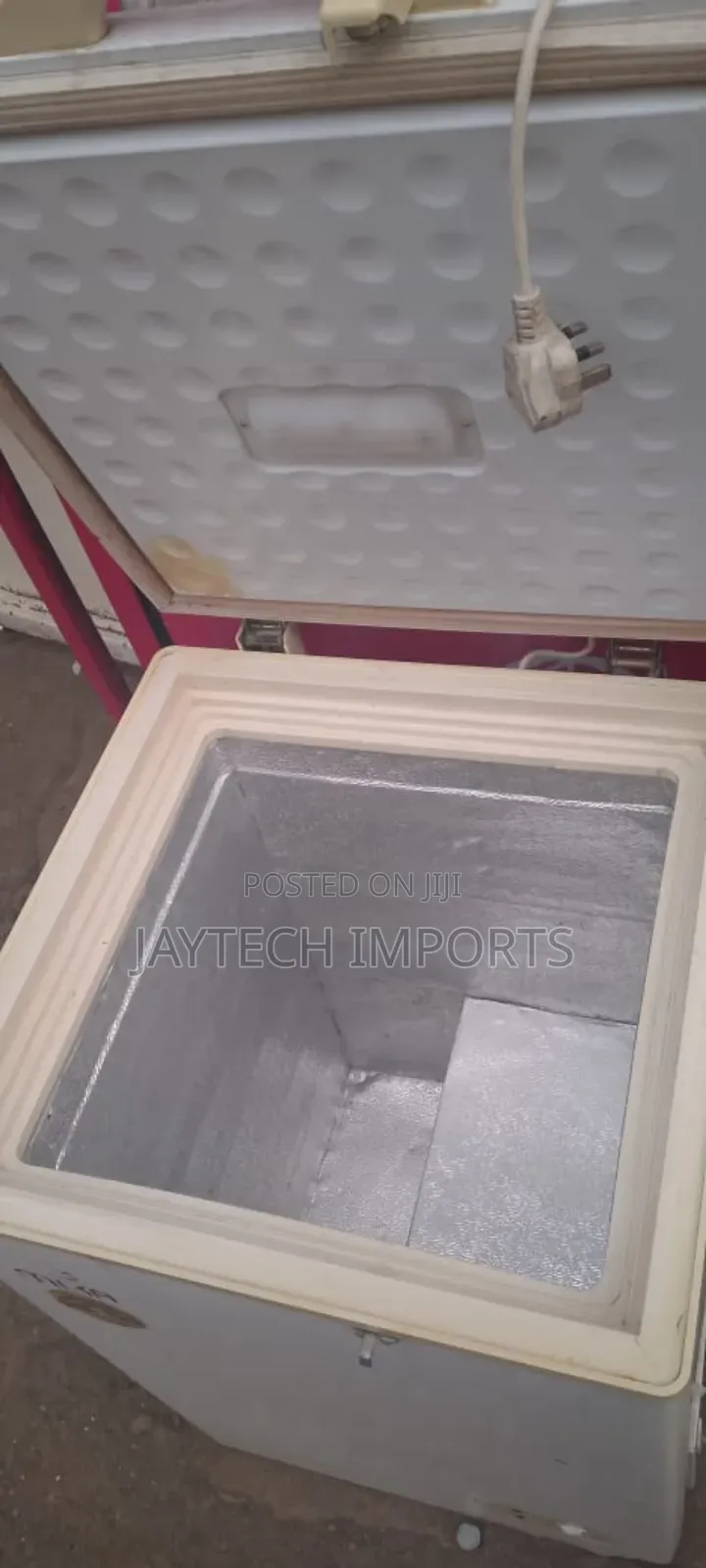 100 Litres Deep Freezer