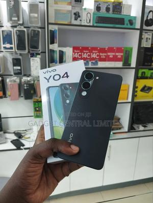 New Vivo Y04 128 GB Green
