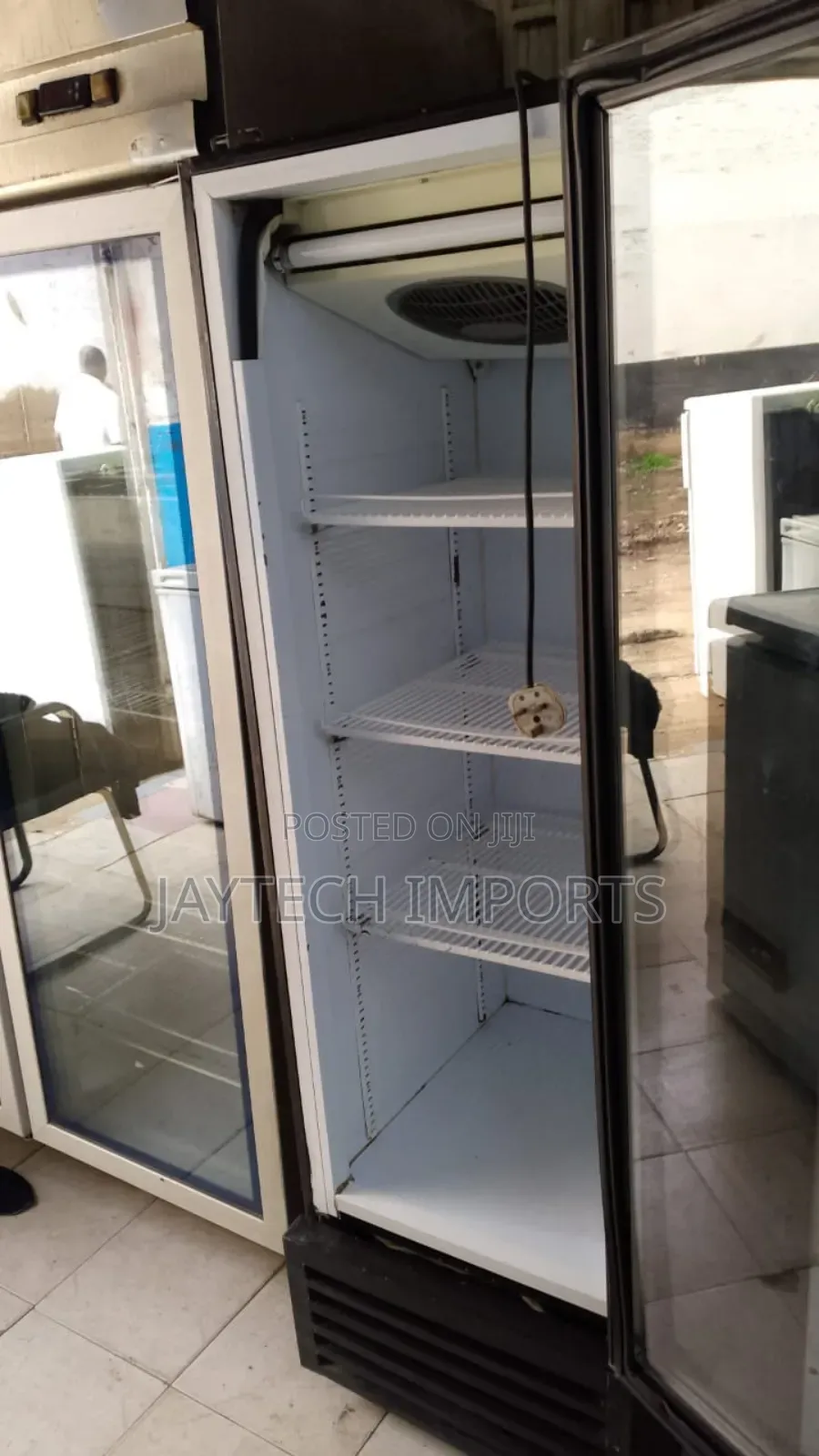 Clean Display Fridge