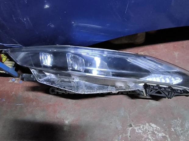 New  Model Harrier Headlight - thumbnail 2