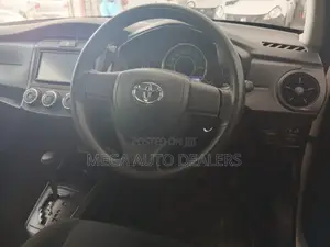 Toyota Axio 2018 White