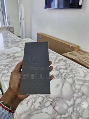 New Motorola Razr 2022 256 GB Gray