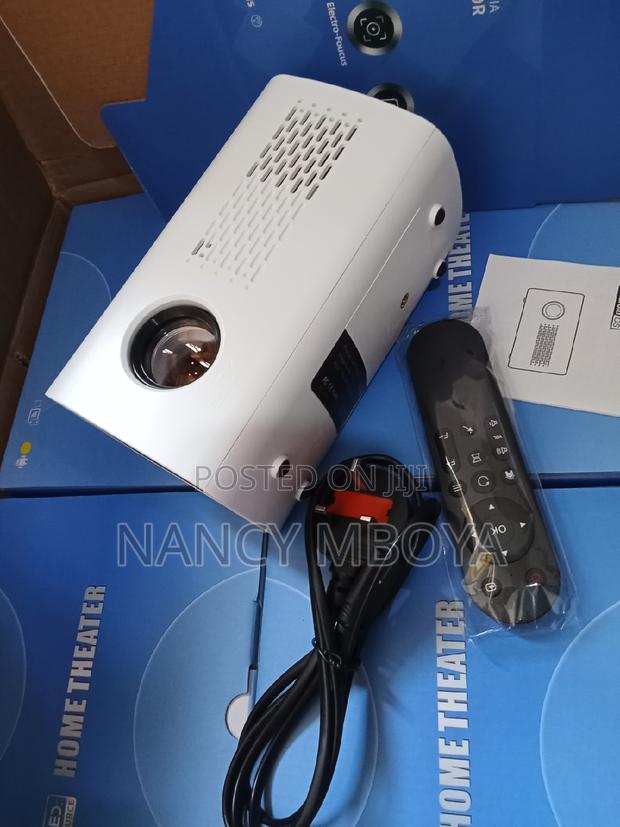 T100 Projector With 1280*720p Native Resolution and 220ansi - main view