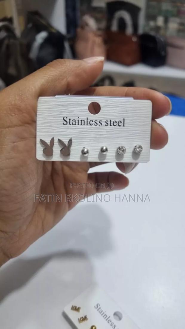 Silver Studs - thumbnail 3