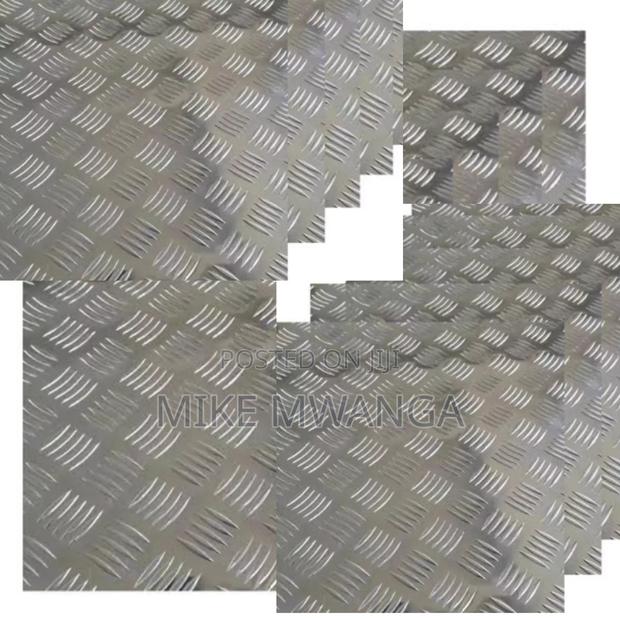 4ft by 8ft Textured Aluminum Chequered Plate - main view