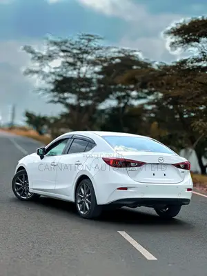 Mazda Axela 2018 White