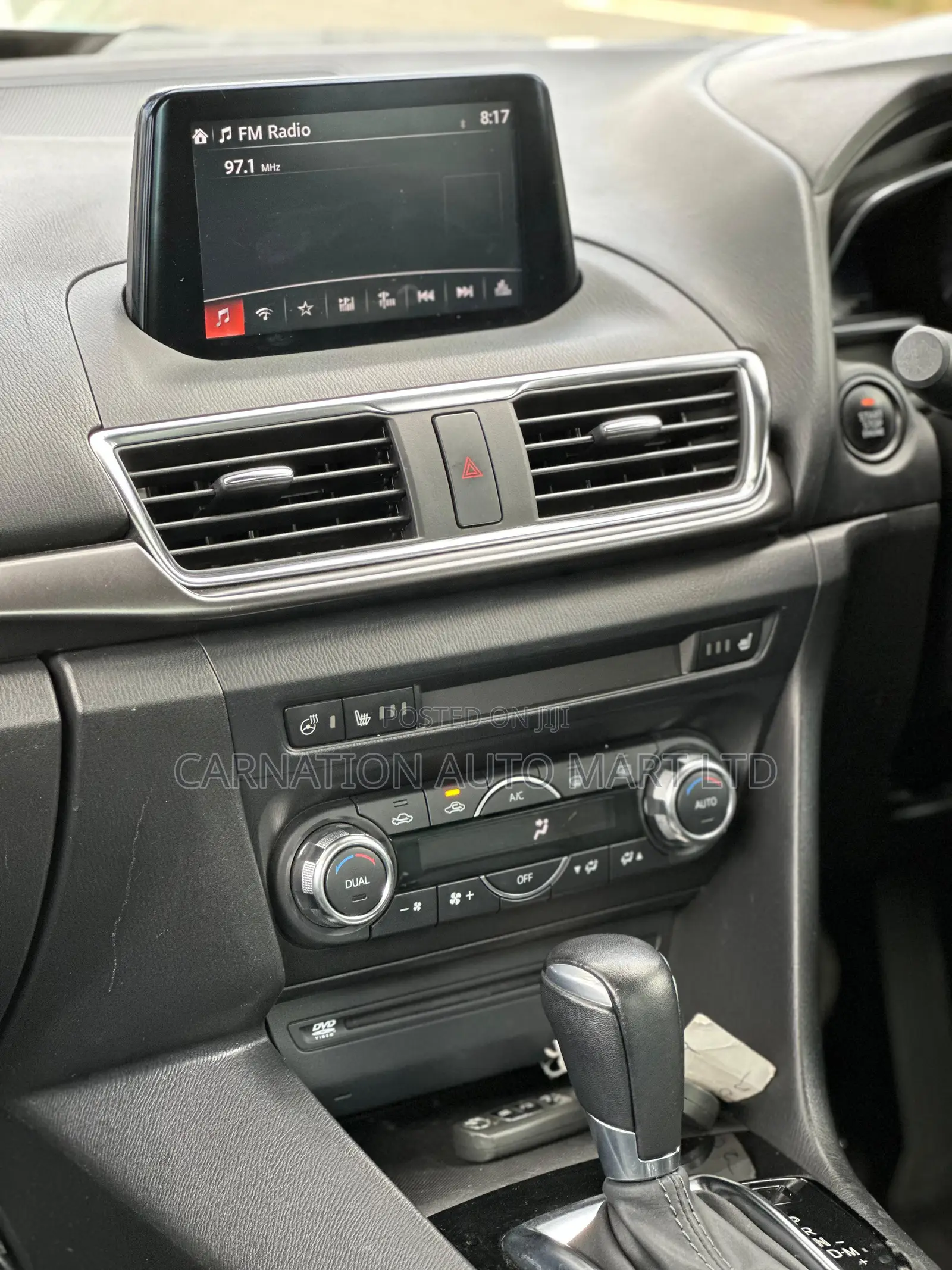 Mazda Axela 2018 White