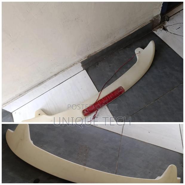 Toyota Vitz 1999 Led Spoiler /Vitz 1999 Rear Spoiler