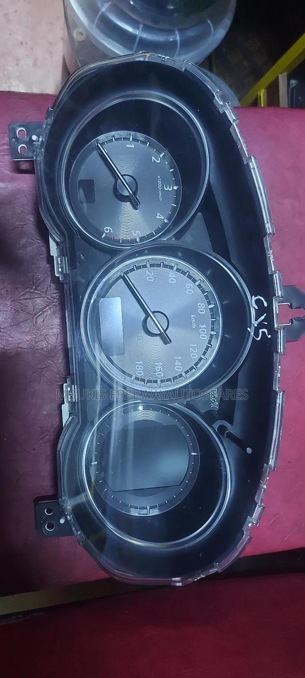 Dashboard Clock Mazda Cx5