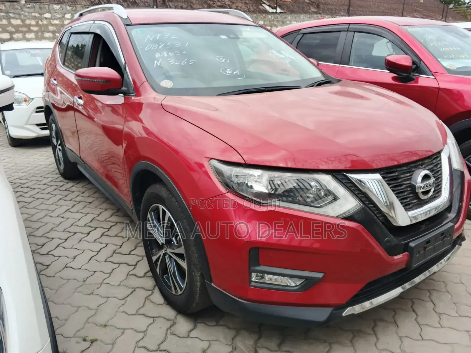 Nissan X-Trail 2018 Red