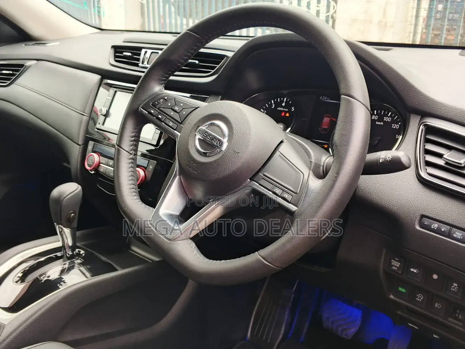 Nissan X-Trail 2018 Red