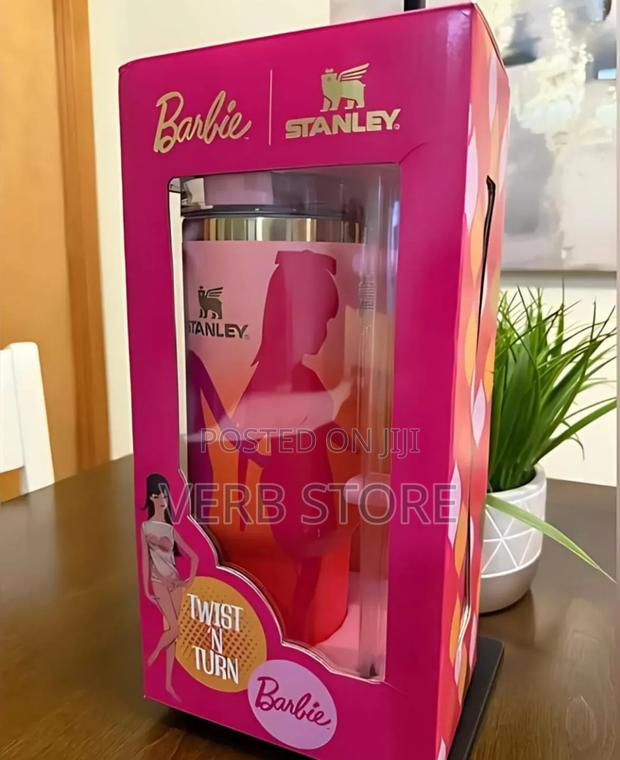 Twist 'N' Turn Barbie Stanley Edition - thumbnail 2
