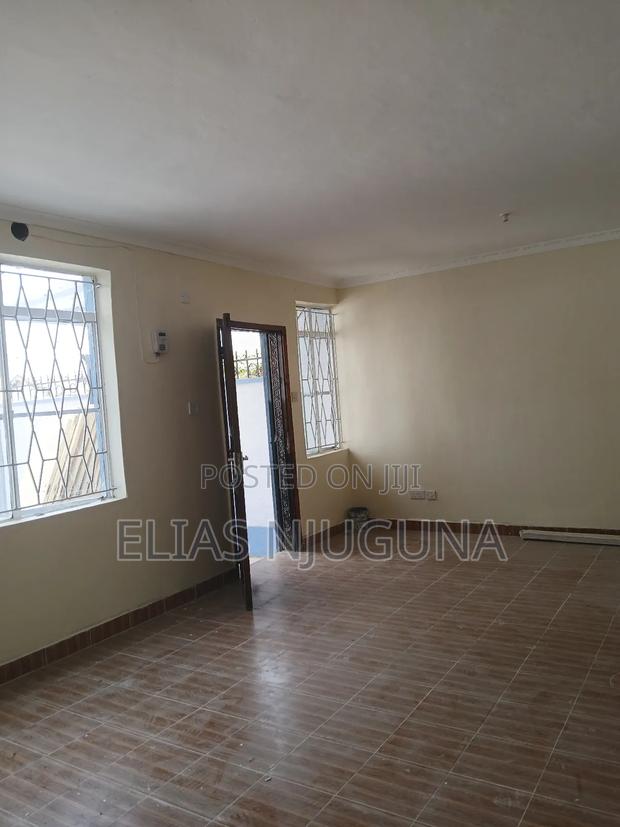 5bdrm Maisonette in Donholm for rent - thumbnail 12