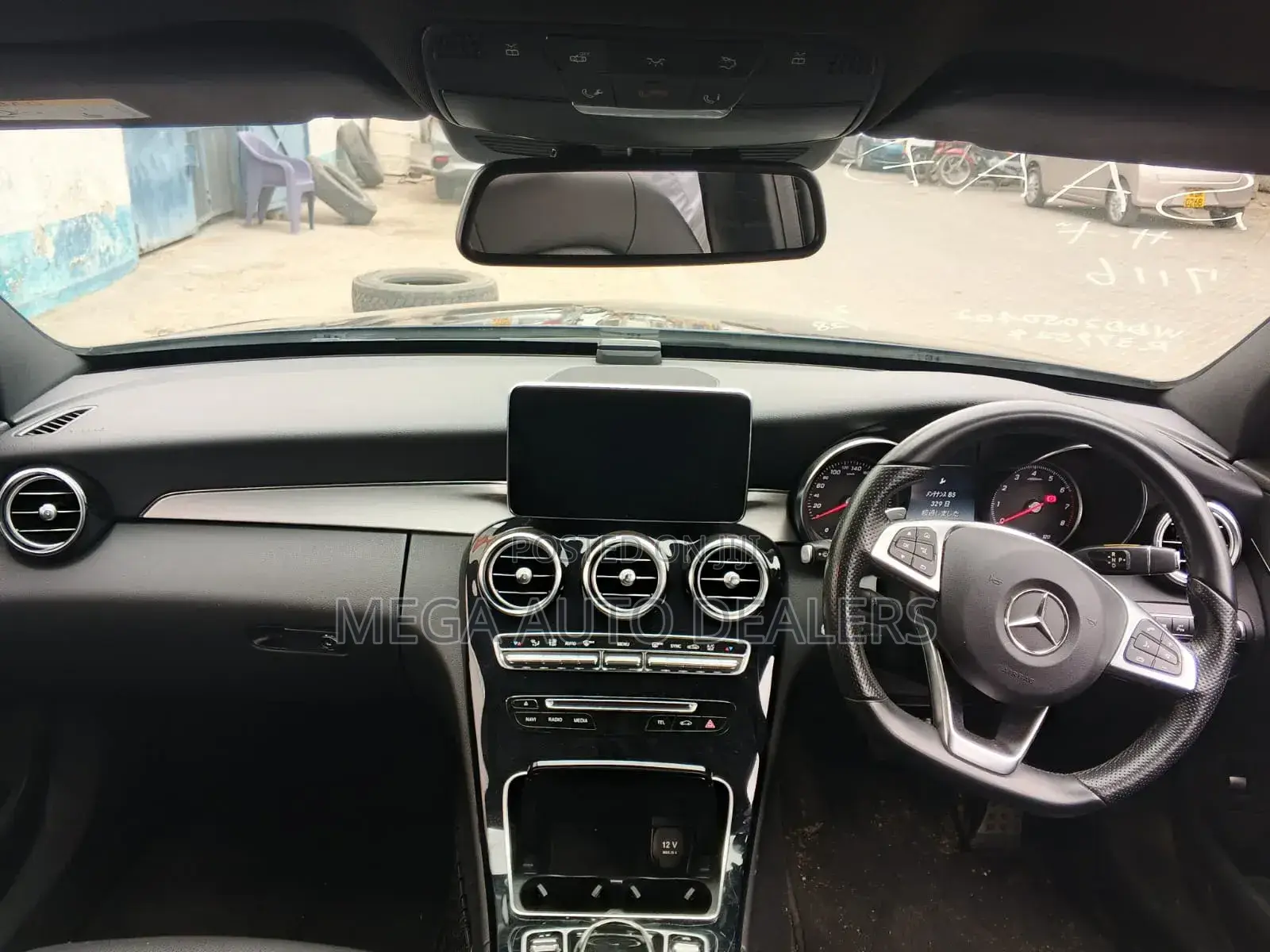 Mercedes-Benz C180 2018 Blue