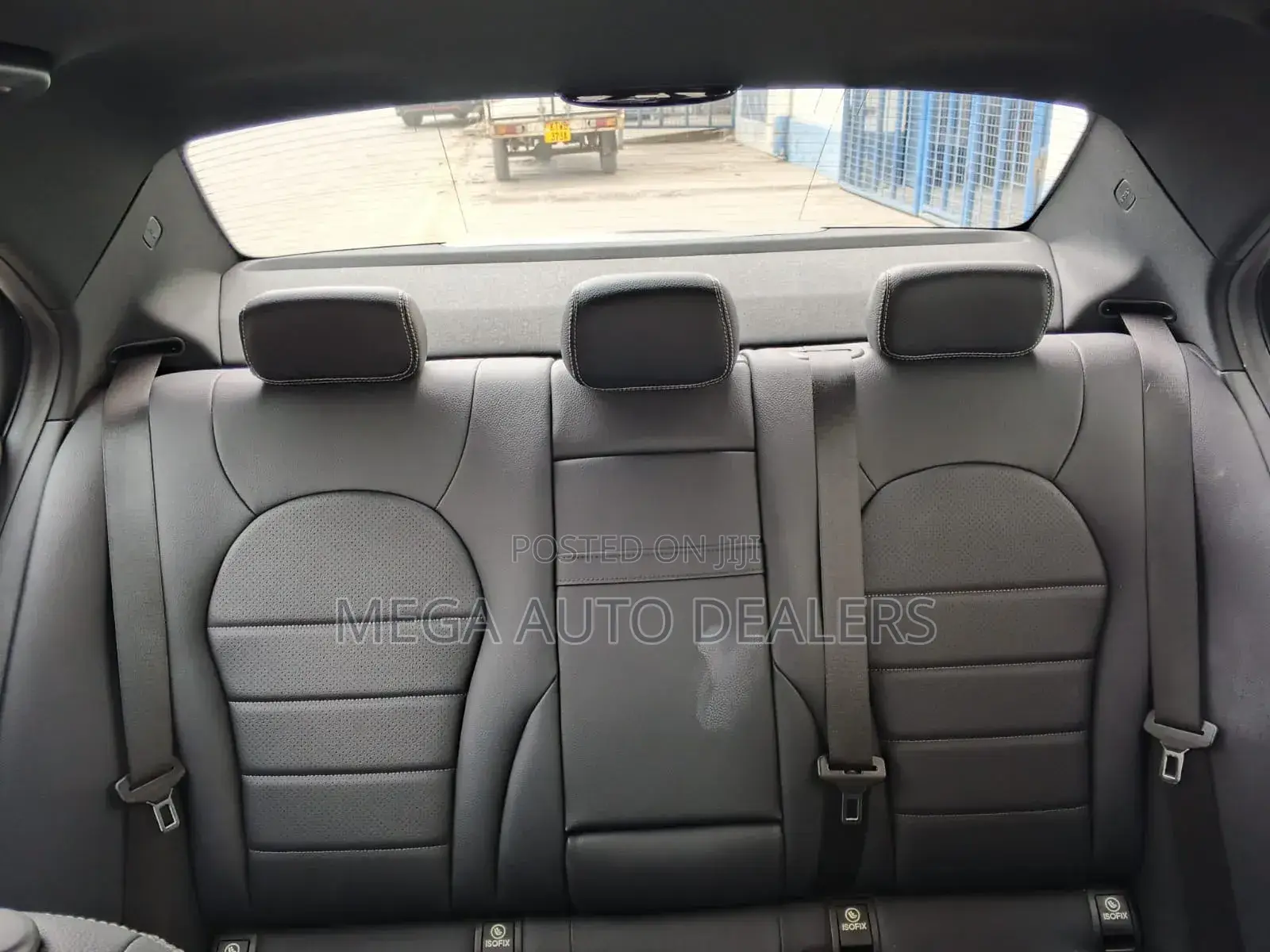 Mercedes-Benz C180 2018 Blue