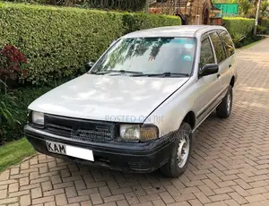 Nissan Advan 1993 Gray