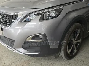 Peugeot 5008 1.6 THP 165 GT Line 2019 Silver