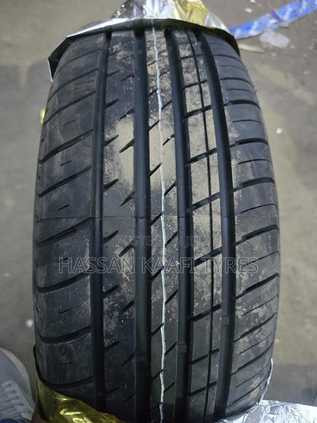 195/55r15 Boto Tyre - thumbnail 2
