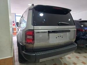 New Toyota Land Cruiser Prado 2.8 2024 Gray