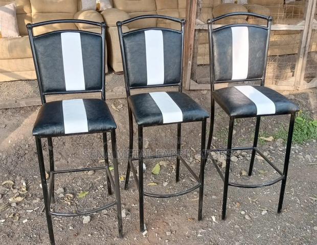 Bar Stools White and Black.