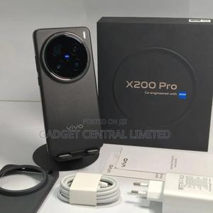 New Vivo X200 Pro 512 GB Black - main view