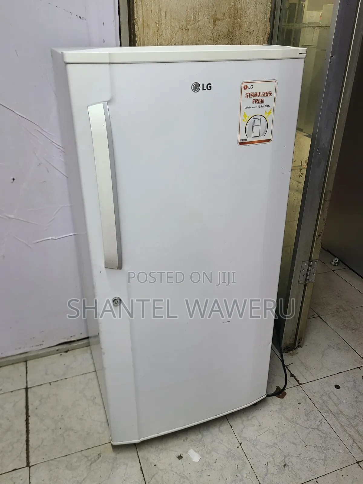 Good Size One Door Refrigerator
