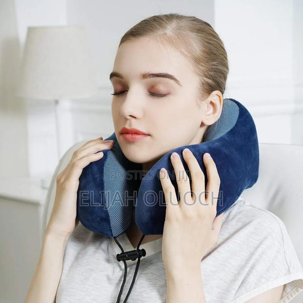 Travel Neck Pillow - thumbnail 6