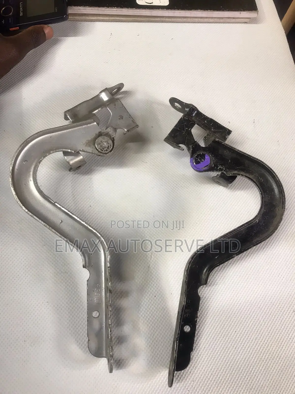 Bonnet Hinges Vitz 2012 Price for One